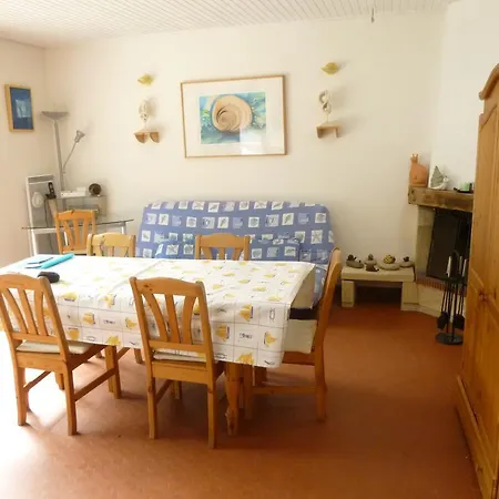 Maison Dans Residence, Acces Direct Aux Plages. Prázdninový dům *