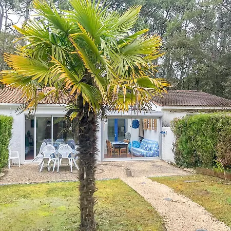 Maison Dans Residence, Acces Direct Aux Plages. *